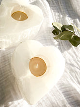 Load image into Gallery viewer, Selenite Heart Candle Holder
