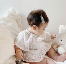 Load image into Gallery viewer, Thea Clips by Josie Joan's