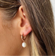 Load image into Gallery viewer, Victoria Pearl Drop Hoops