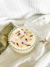 Load image into Gallery viewer, Ginger & Black Orchid - Clear Mini Carousel Jar