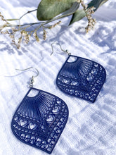 Load image into Gallery viewer, Charcoal Leaf Earrings
