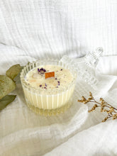 Load image into Gallery viewer, Orange & Ylang Ylang - Clear Mini Carousel Jar