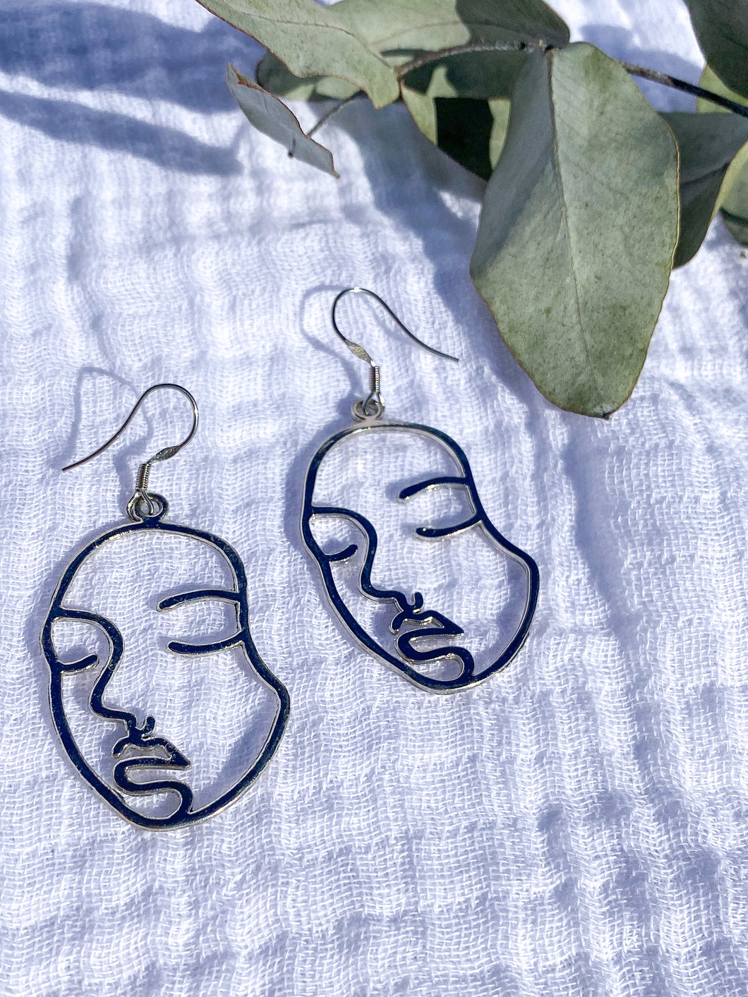 Abstract Picasso Faces - Silver